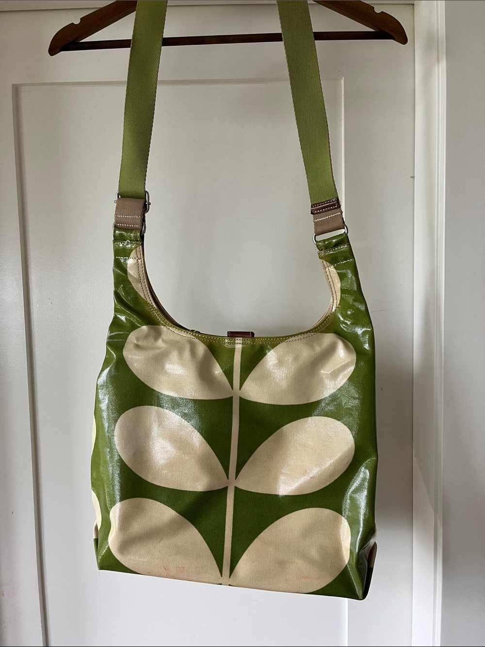 Orla Kiely Olive Green and Cream Leaf-Print Shoulder Bag